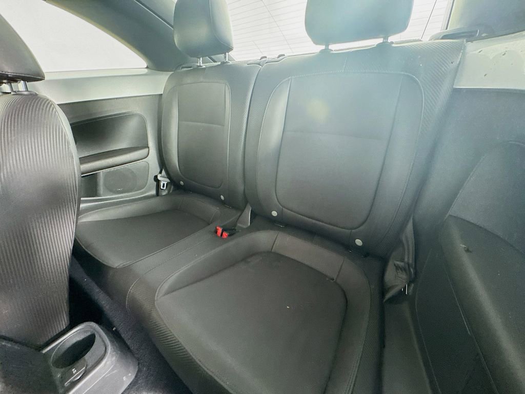 Used 2015 Volkswagen Beetle 1.8T image 28