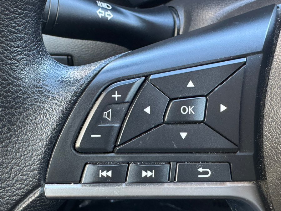 Used 2024 Nissan Sentra SV FWD image 15