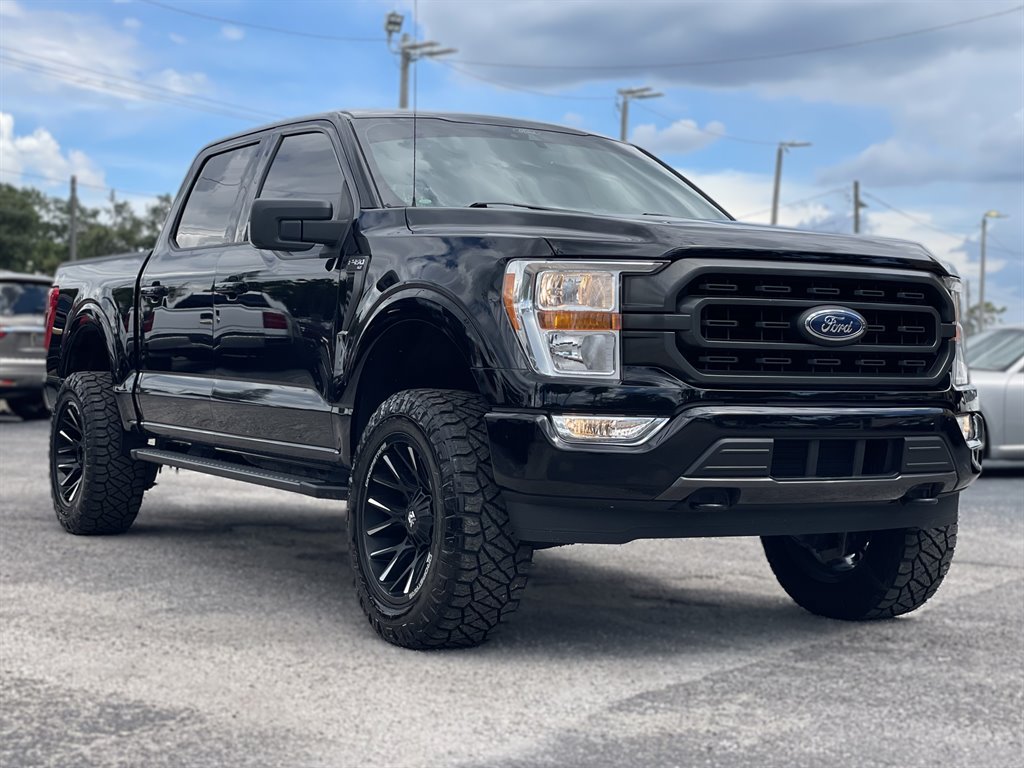 Used 2021 Ford F150 XLT w/ Equipment Group 301A Mid AWD/4WD image 19