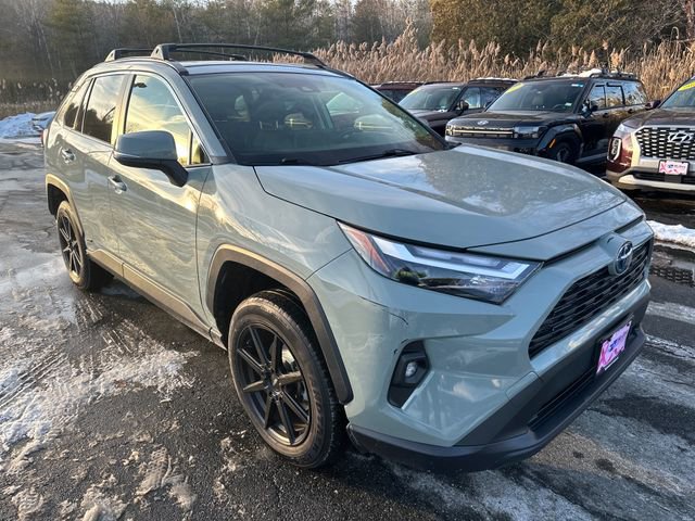 Used 2023 Toyota RAV4 XLE Premium image 7