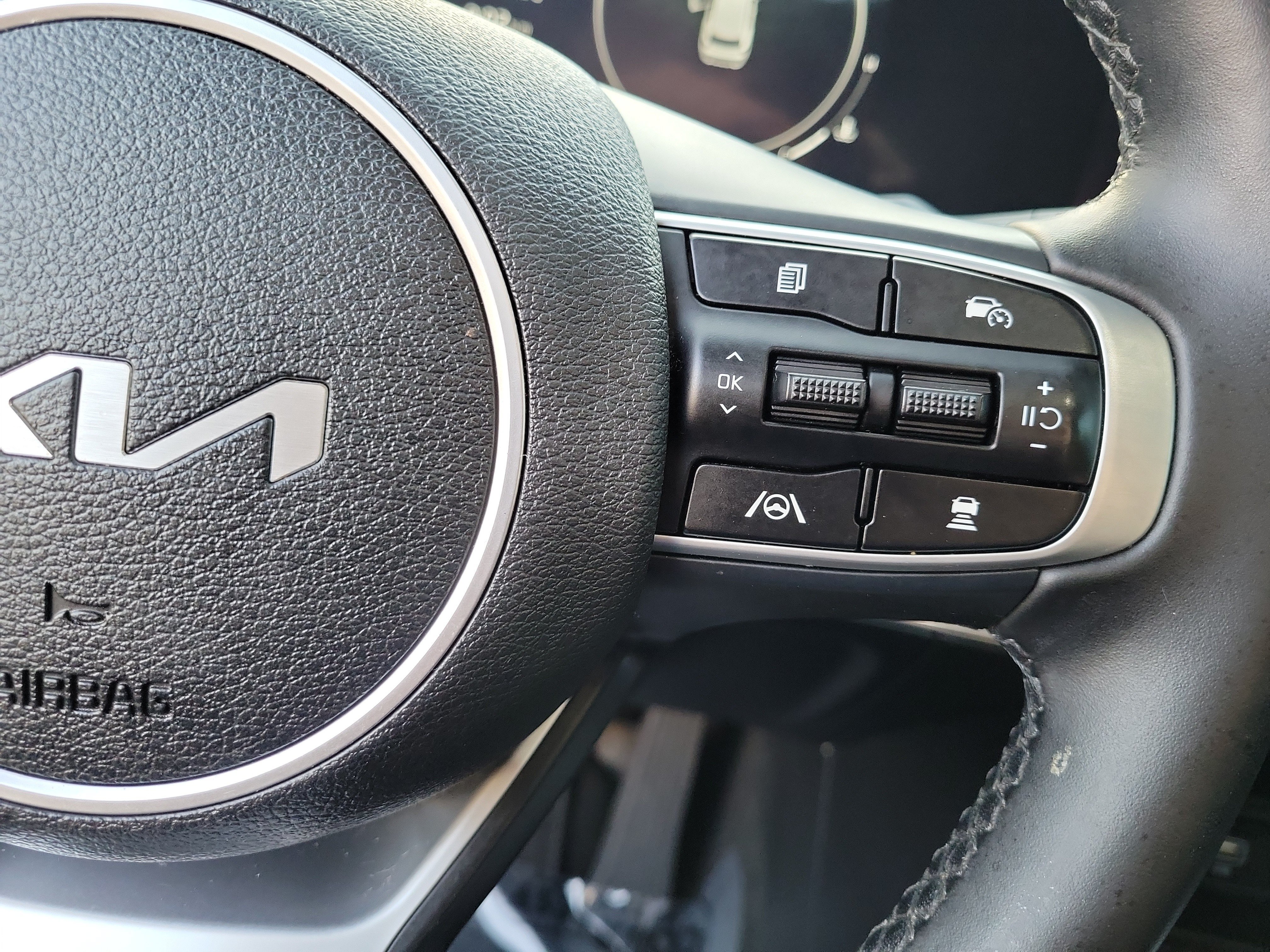 Used 2023 Kia Sportage SX FWD image 27
