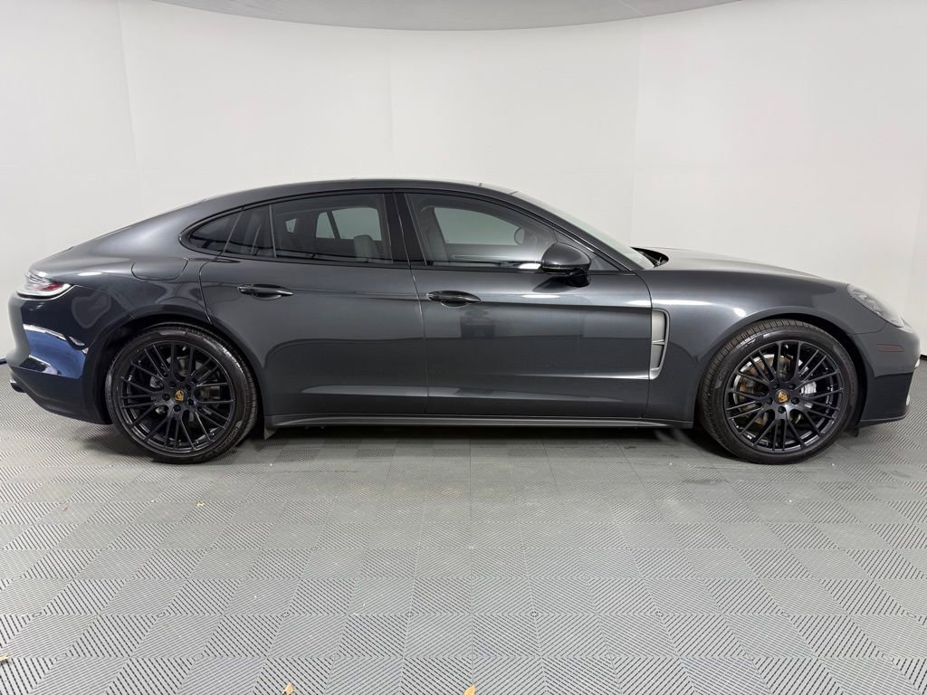 Certified 2022 Porsche Panamera 4 Platinum Edition image 8