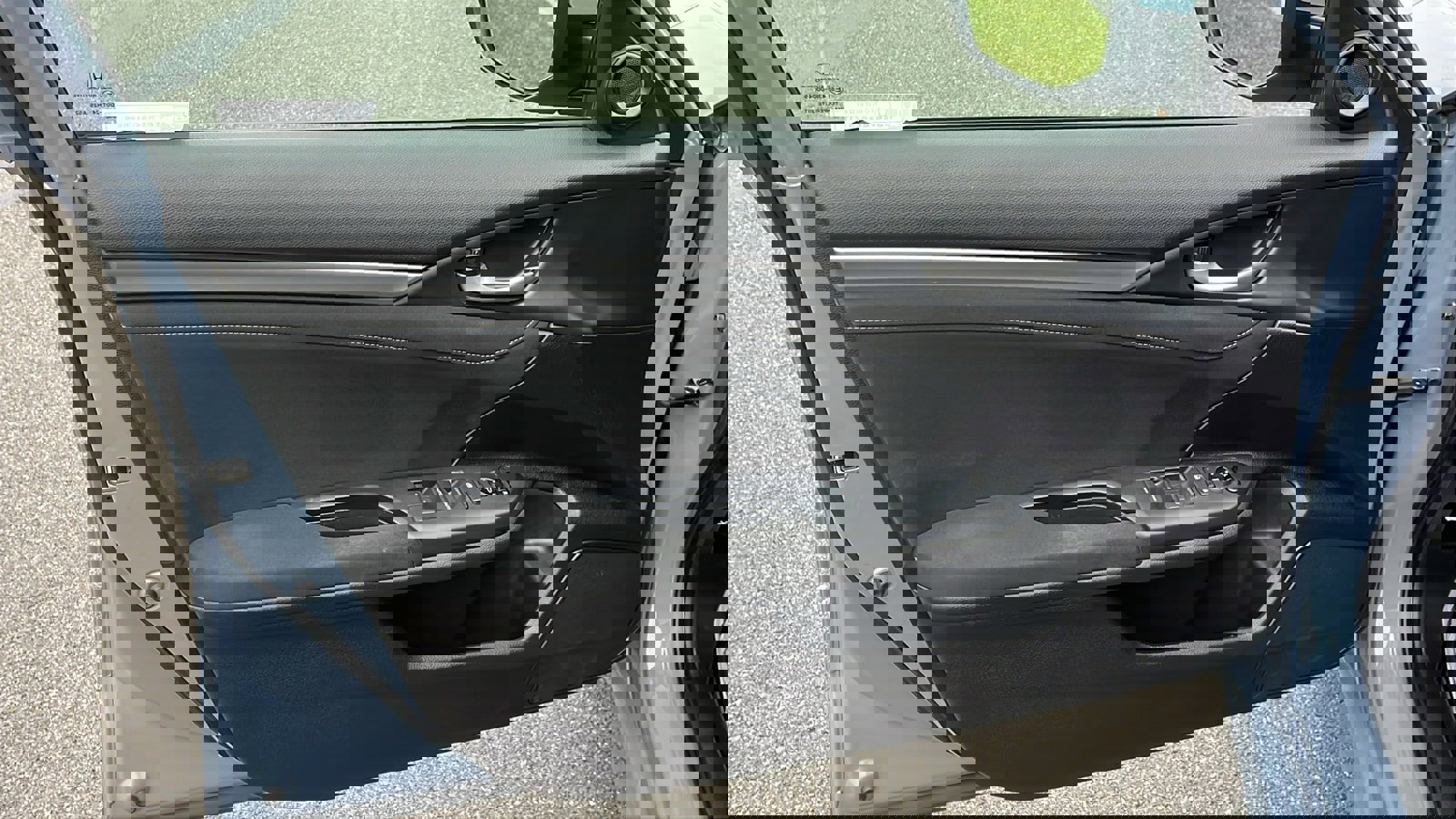 Used 2021 Honda Civic EX image 9