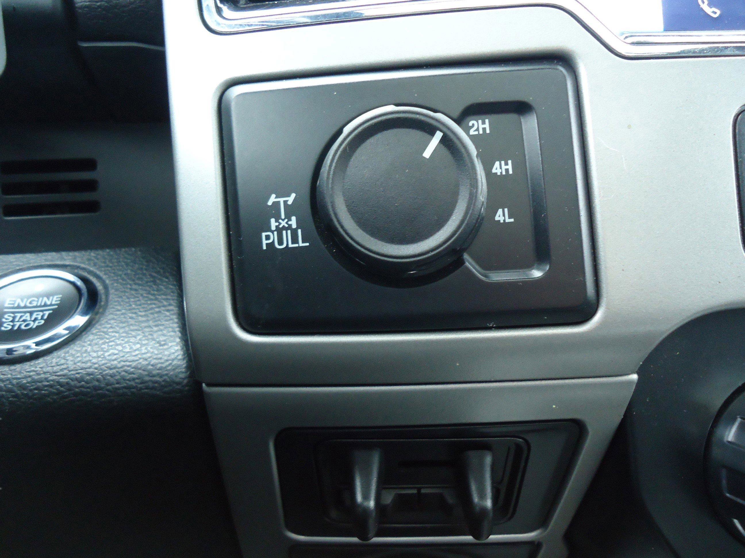 Used 2022 Ford F350 Lariat w/ Lariat Ultimate Package AWD/4WD image 25