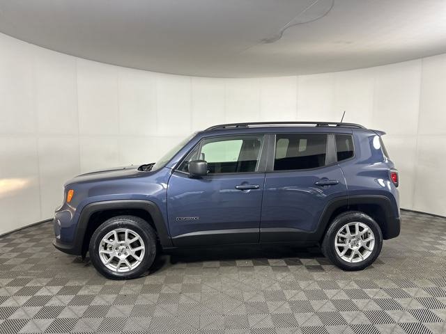 Used 2022 Jeep Renegade Latitude image 29