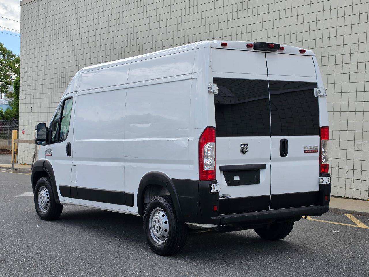 Used 2019 RAM ProMaster 2500 FWD image 5