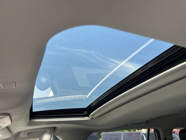 Used 2021 Toyota Highlander XLE FWD image 33