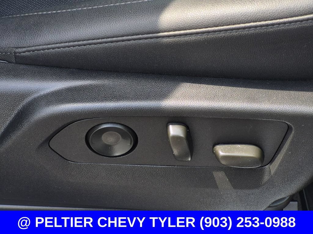 Used 2025 Chevrolet Silverado 2500 LTZ w/ Z71 Chrome Sport Edition AWD/4WD image 15