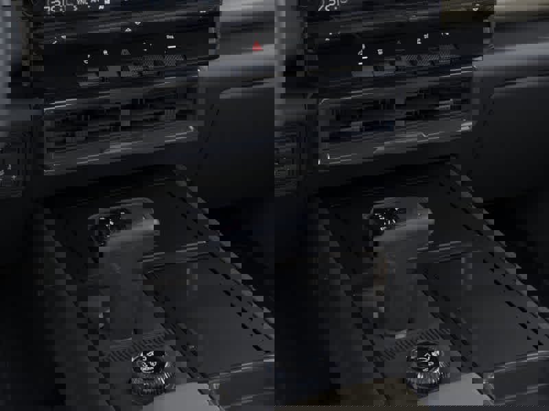 New 2026 GMC Hummer EV SUV w/ LPO, Dark Essentials Package image 23