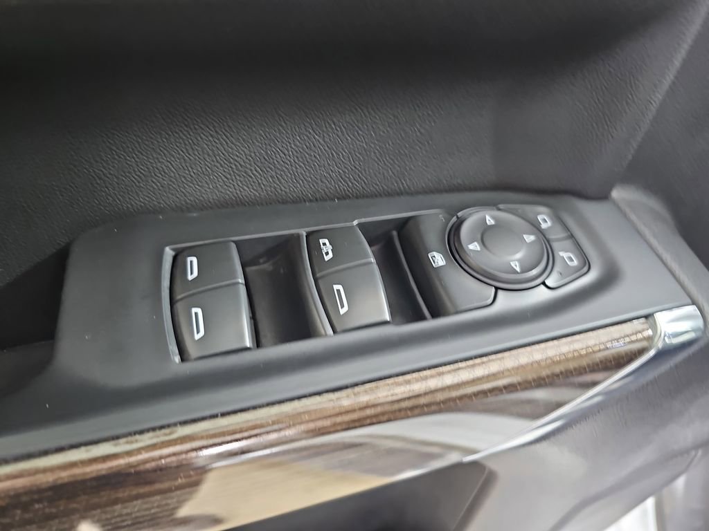 Certified 2021 Chevrolet Silverado 1500 RST image 32