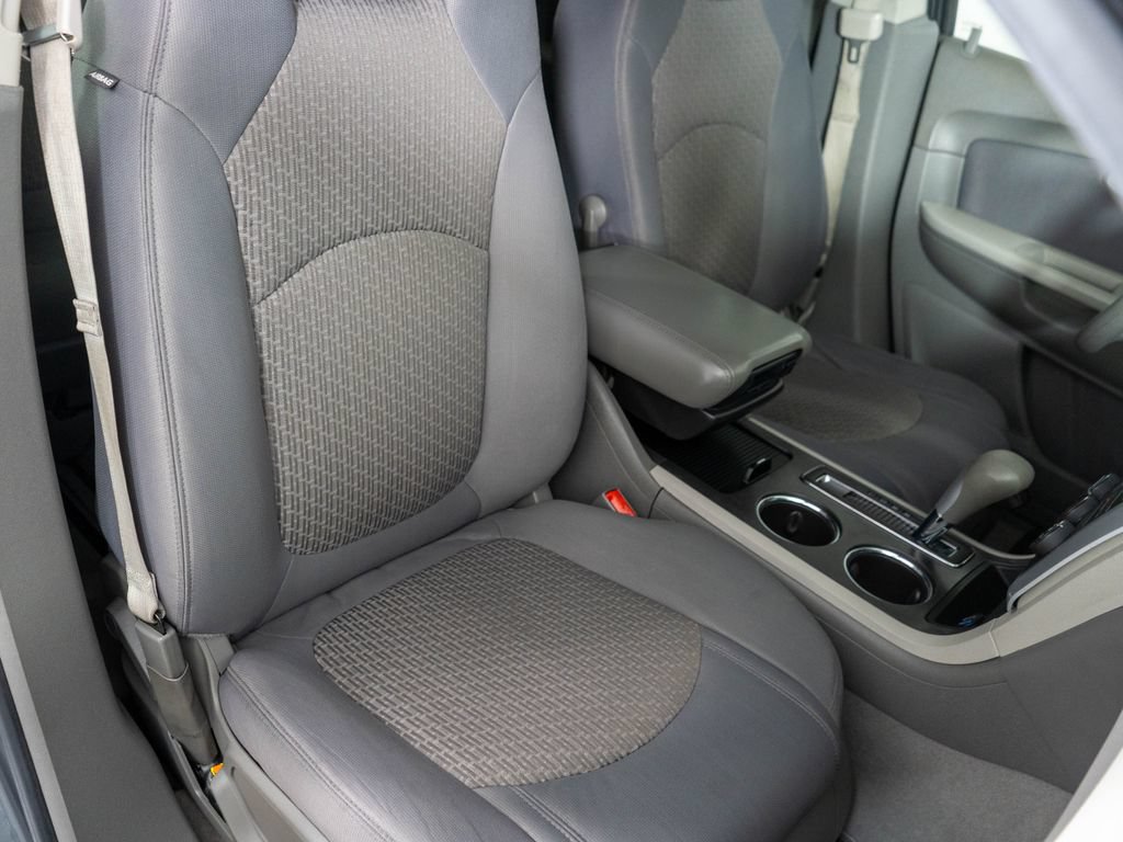 Used 2011 Chevrolet Traverse LS AWD/4WD image 7