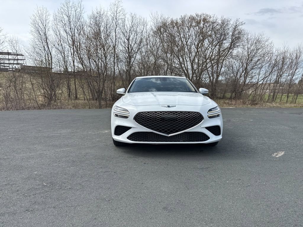 Used 2022 Genesis G70 3.3T image 2