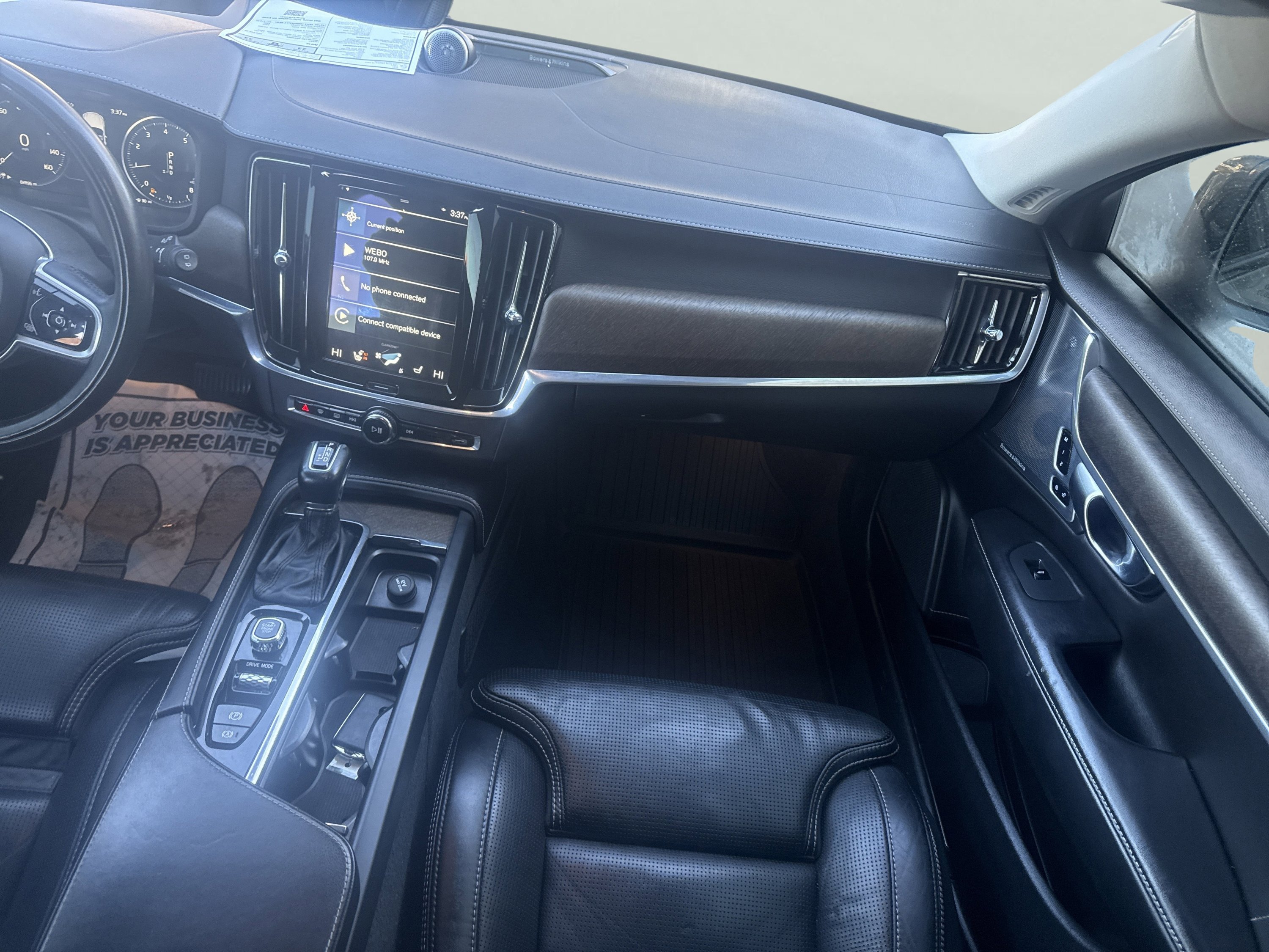 Used 2020 Volvo V90 T6 Cross Country image 13