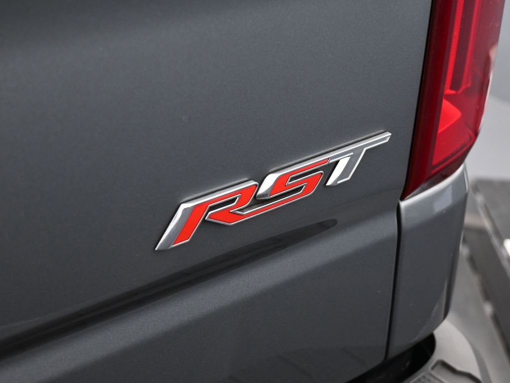 Used 2021 Chevrolet Silverado 1500 RST image 35