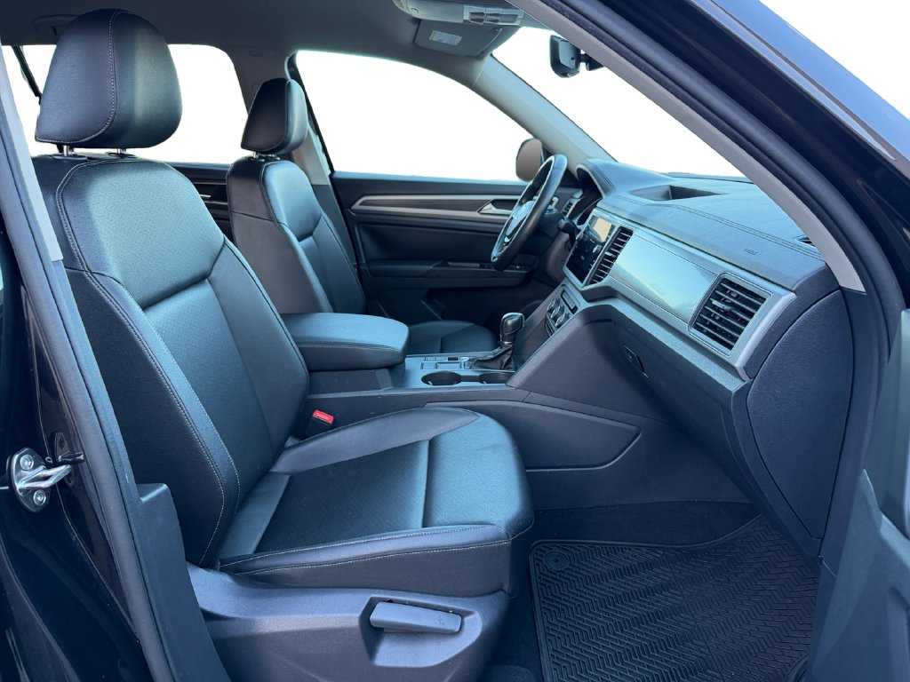 Used 2019 Volkswagen Atlas SE w/ Towing Package FWD image 18