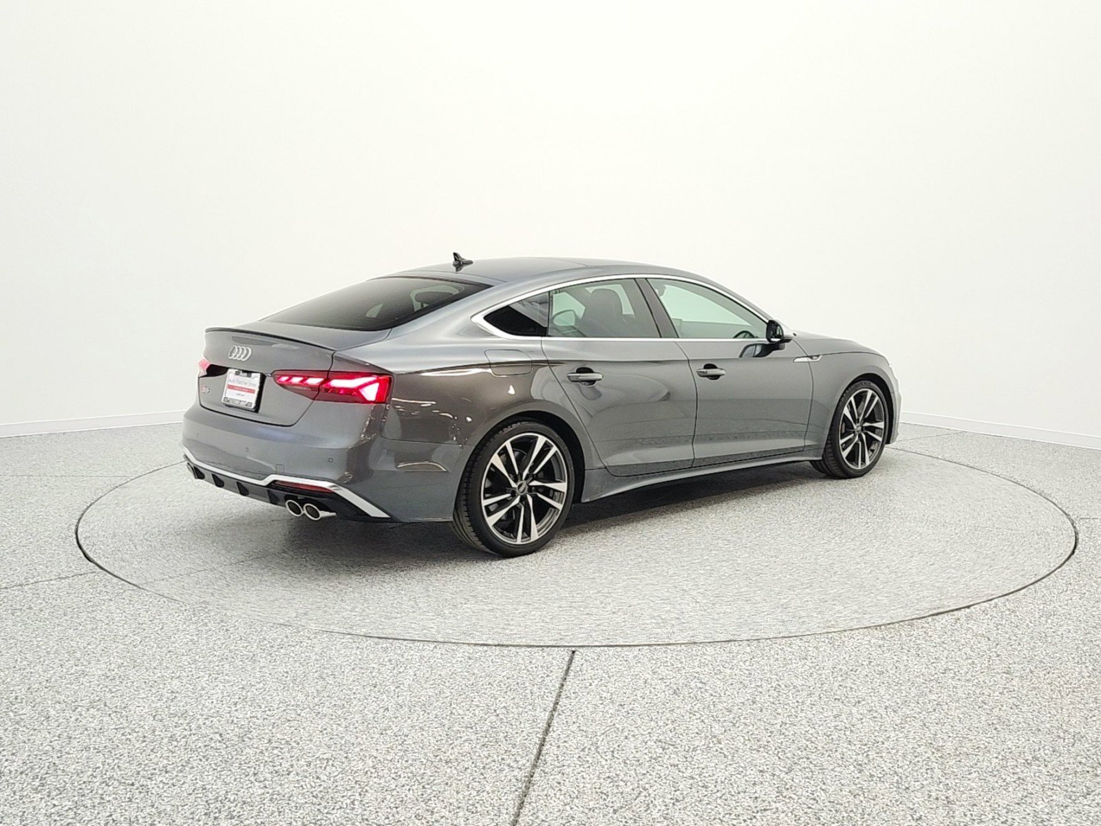 Used 2023 Audi S5 Premium Plus w/ Premium Plus Package image 5