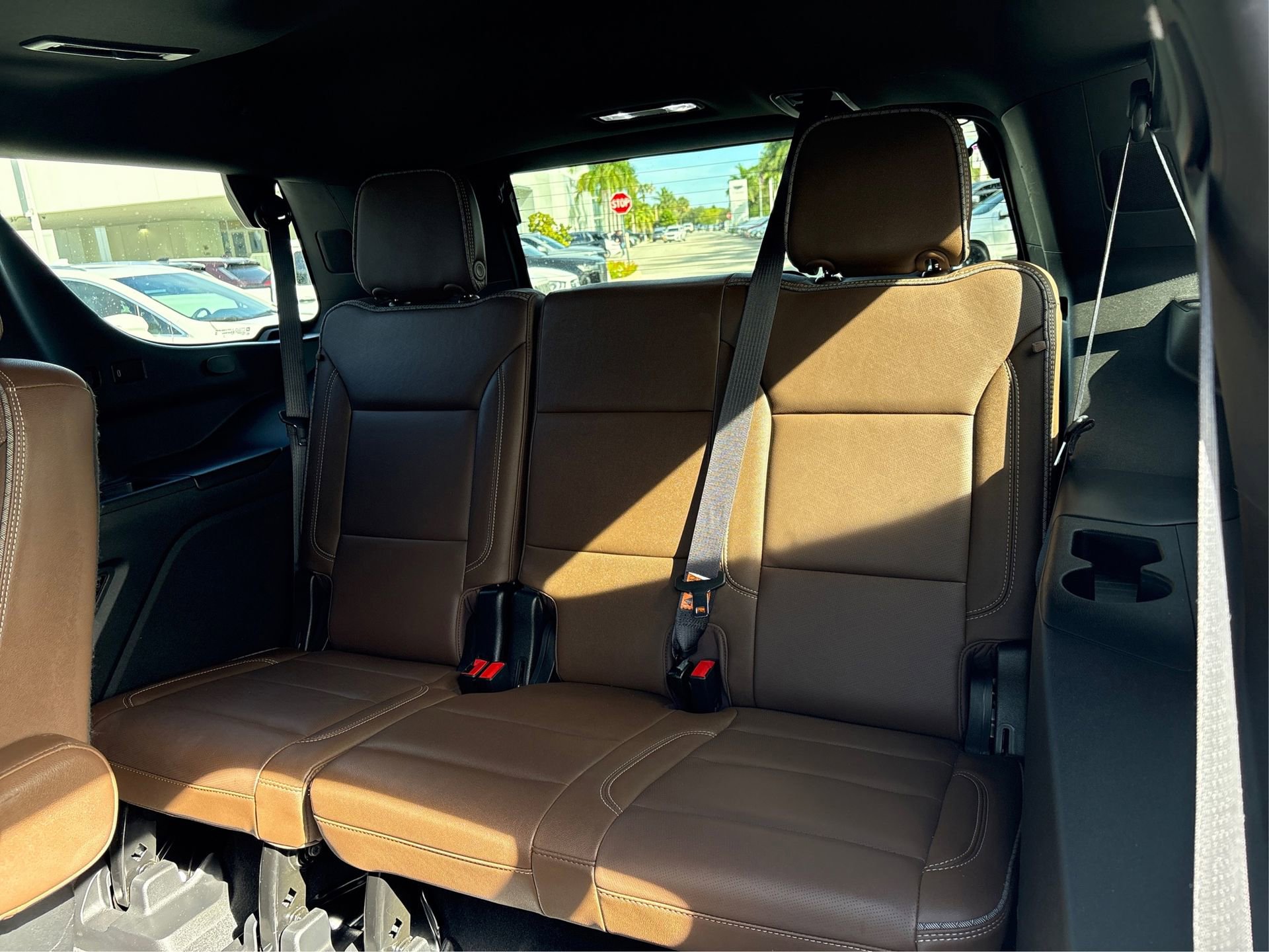 Used 2022 Chevrolet Tahoe High Country image 12