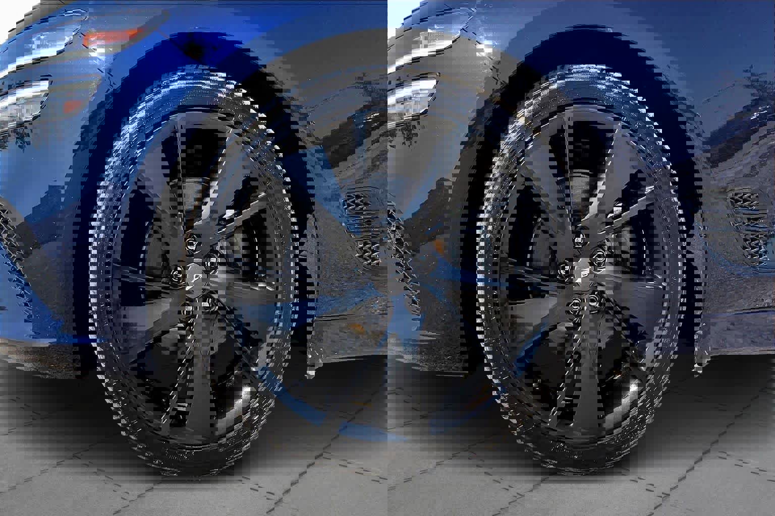 Used 2023 Genesis G70 2.0T w/ Sport Prestige Package image 11