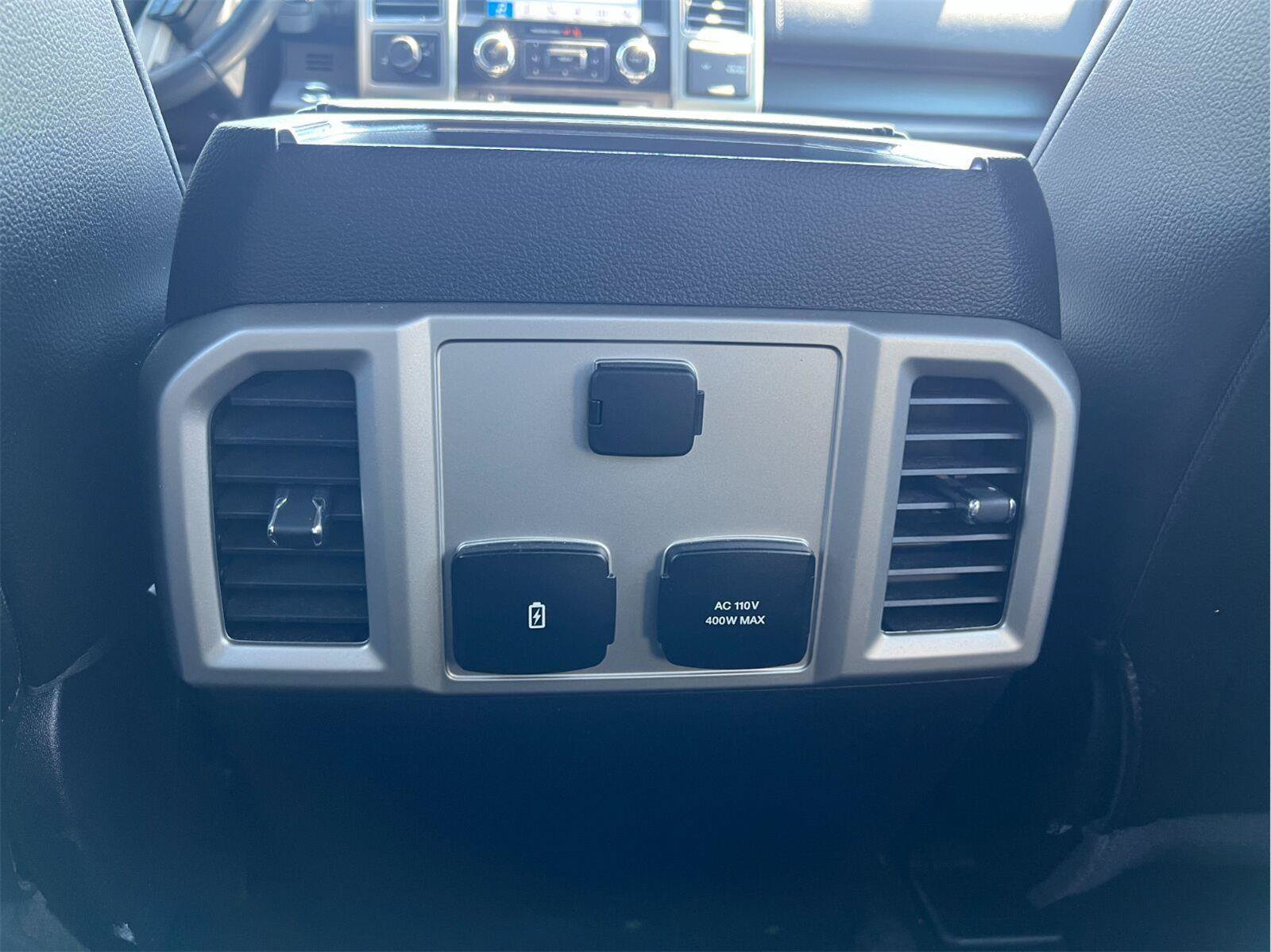 Used 2017 Ford F150 Lariat RWD image 32