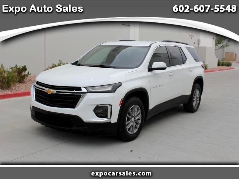 Used 2023 Chevrolet Traverse LT image 1