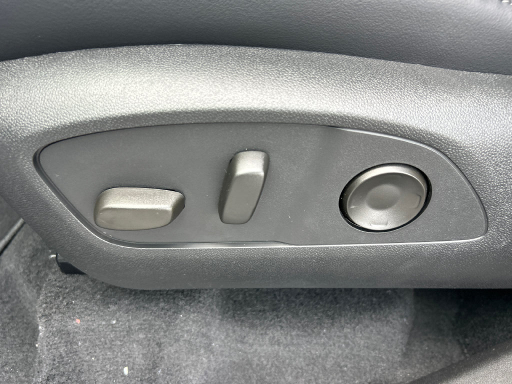 New 2027 Buick Enclave Preferred w/ Power Package FWD image 18