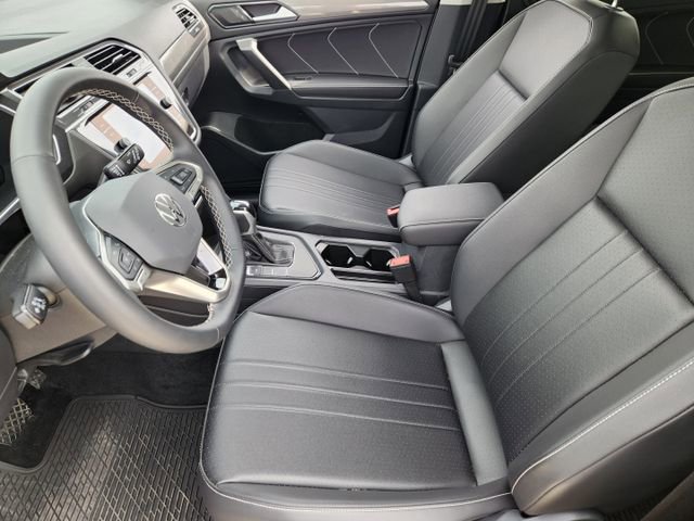 New 2024 Volkswagen Tiguan SE image 9
