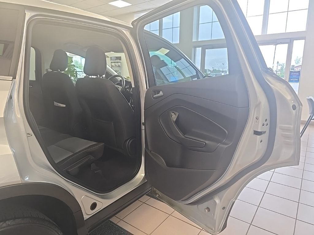 Used 2019 Ford Escape SE AWD/4WD image 30