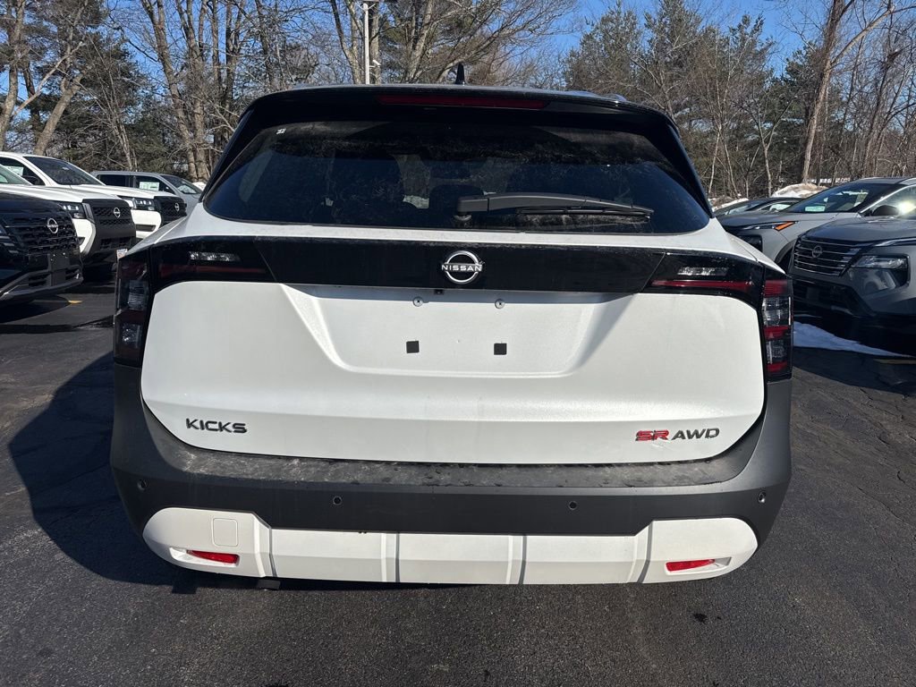 New 2026 Nissan Kicks SR w/ SR Premium Package AWD/4WD image 6