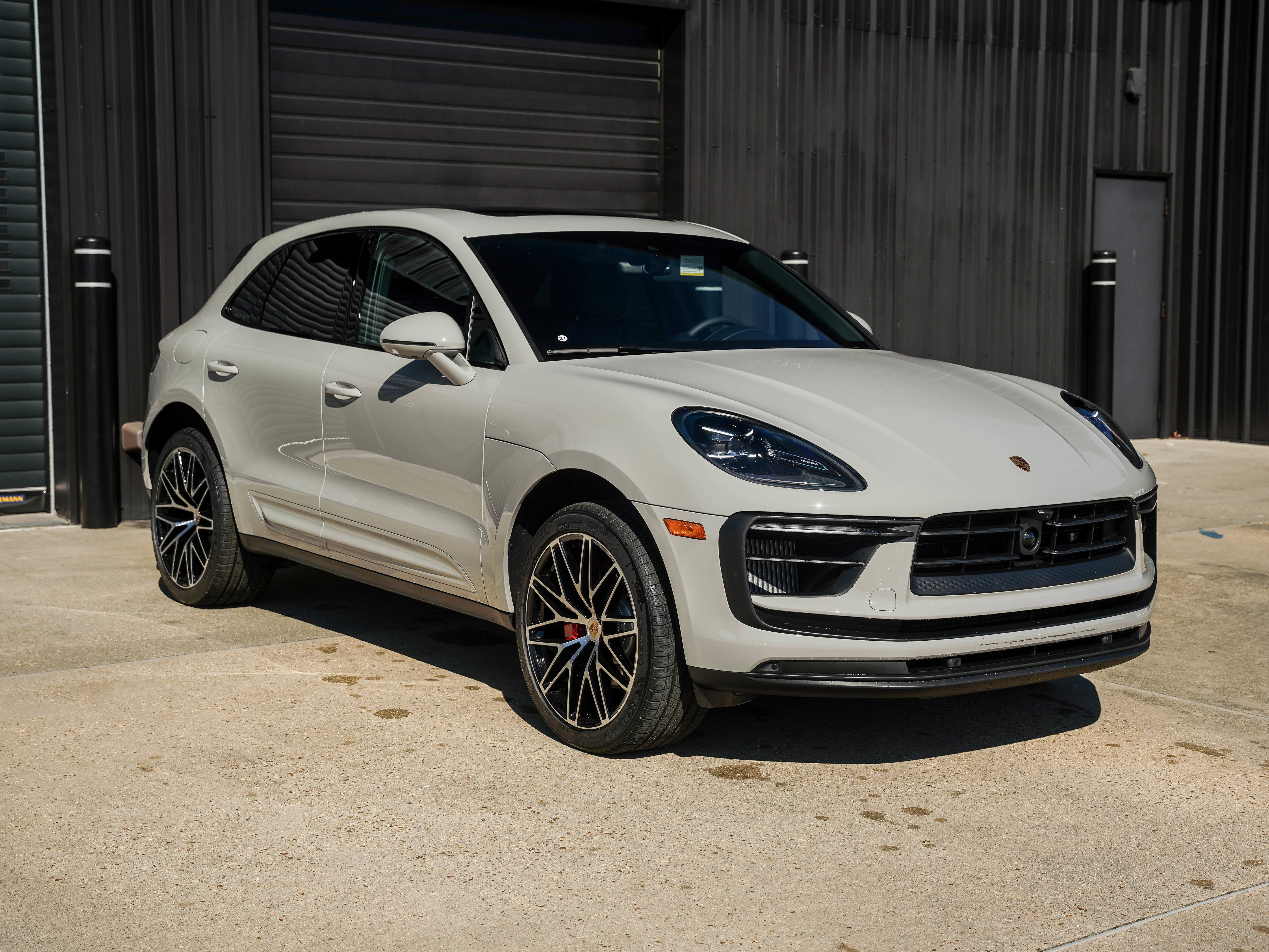 New 2026 Porsche Macan S image 7