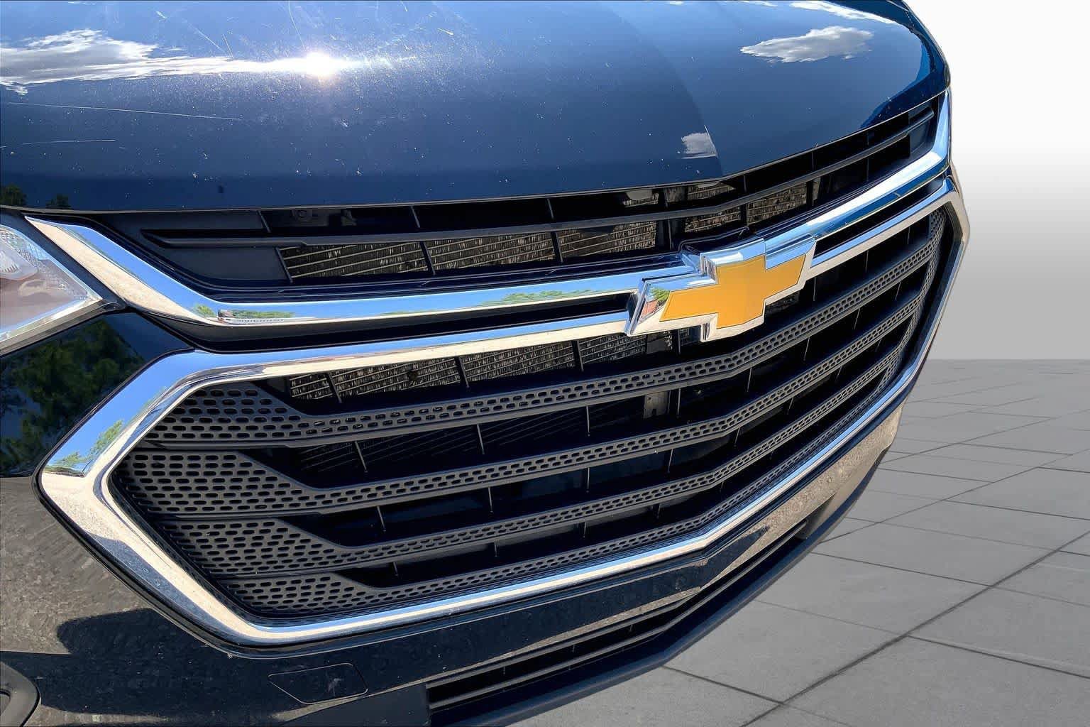 Used 2020 Chevrolet Traverse LS FWD image 30