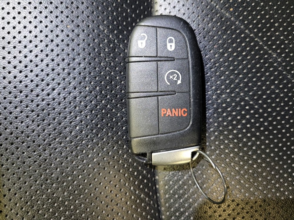 Used 2015 Dodge Journey R/T w/ Flexible Seating Group FWD image 32
