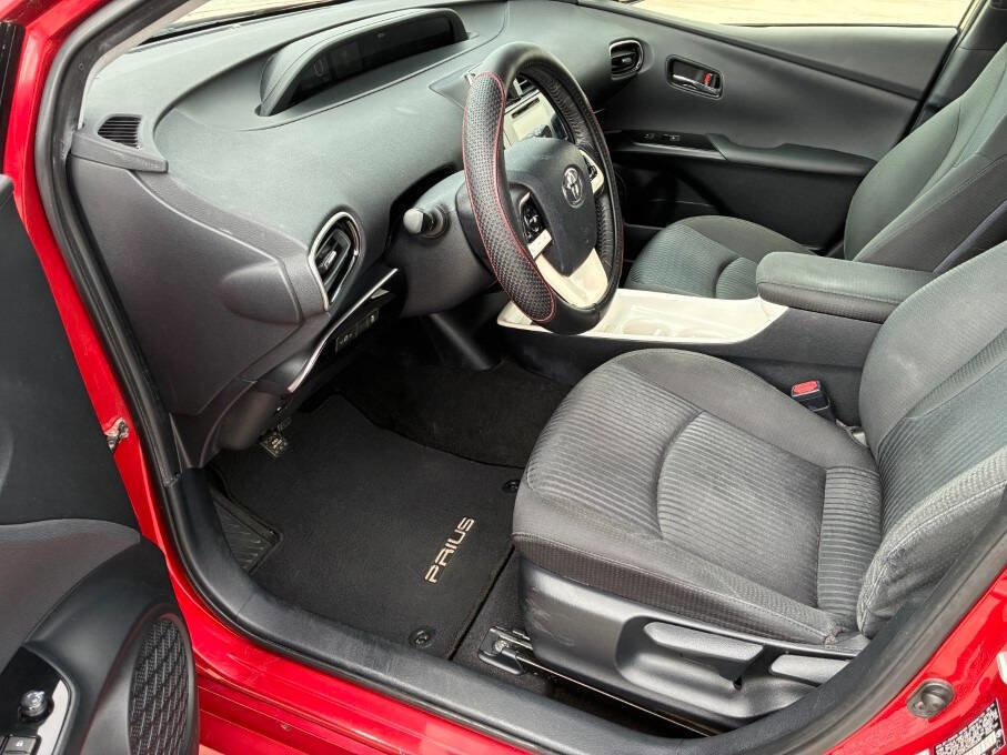 Used 2016 Toyota Prius Three Touring image 20