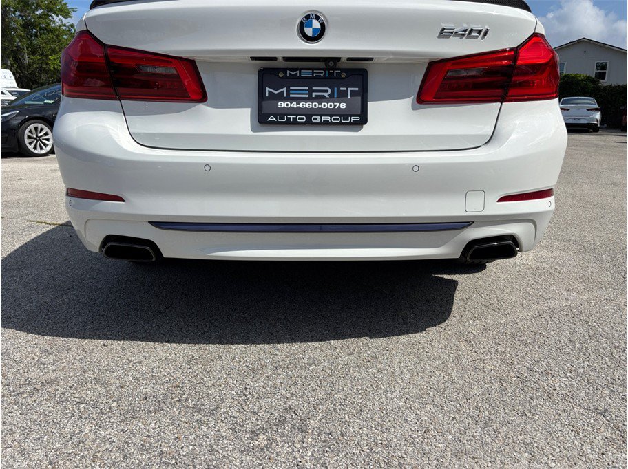 Used 2018 BMW 540i RWD image 16