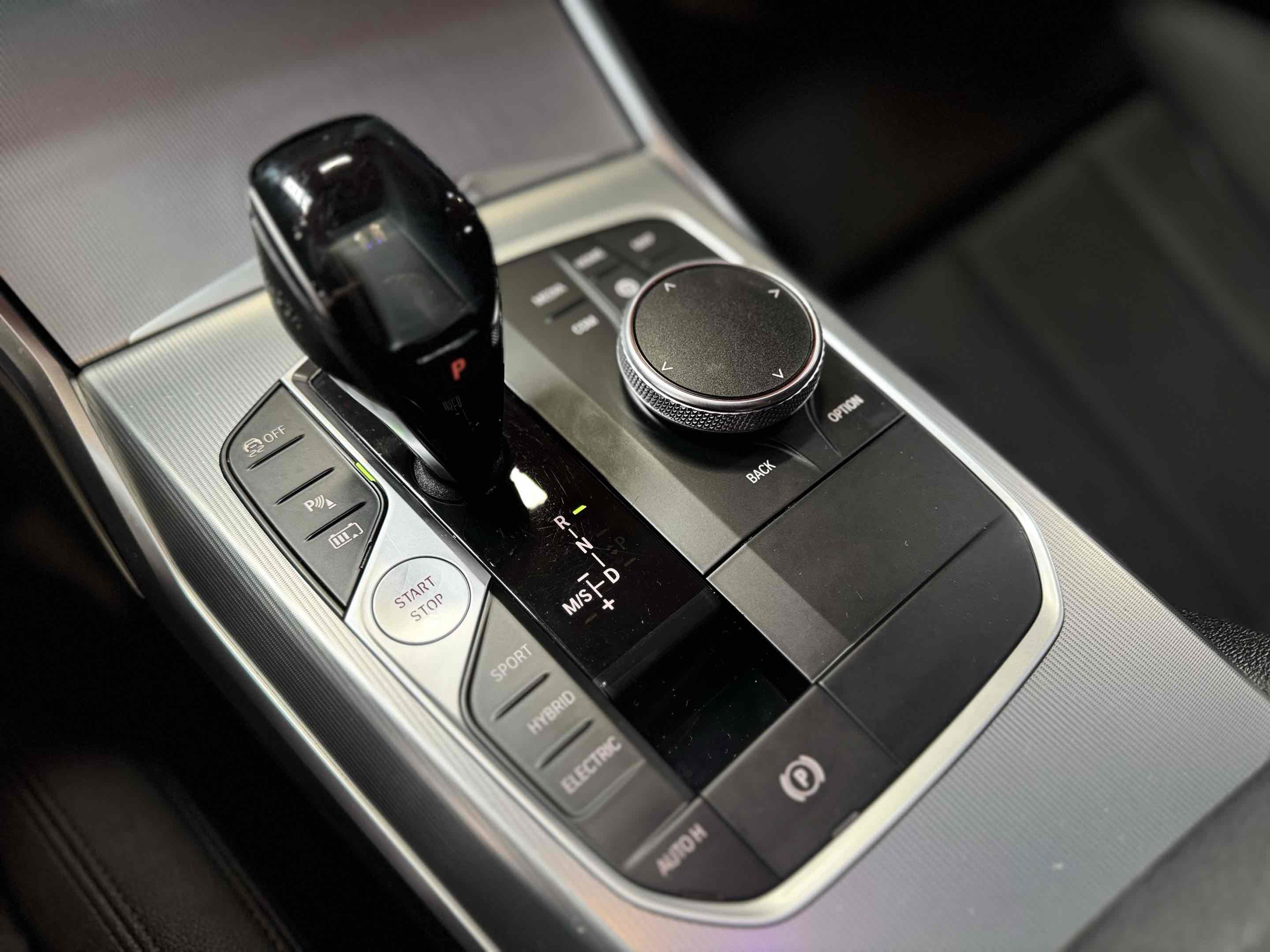 Used 2021 BMW 330e image 44