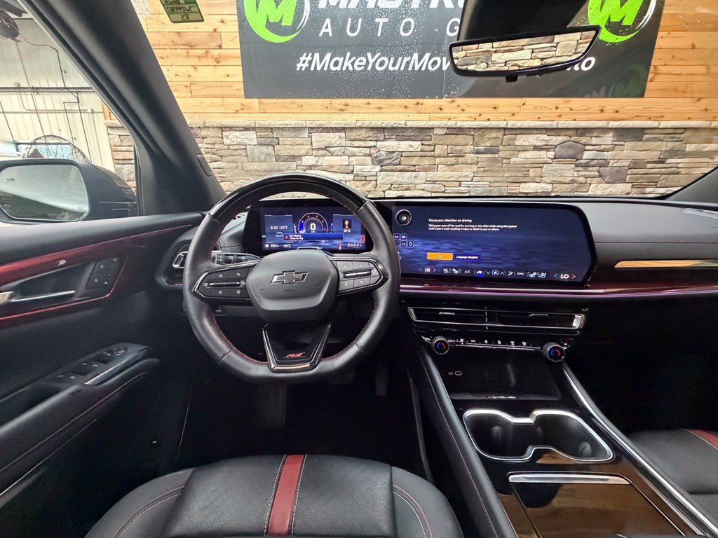 Used 2025 Chevrolet Traverse RS w/ LPO, Floor Liner Package AWD/4WD image 27