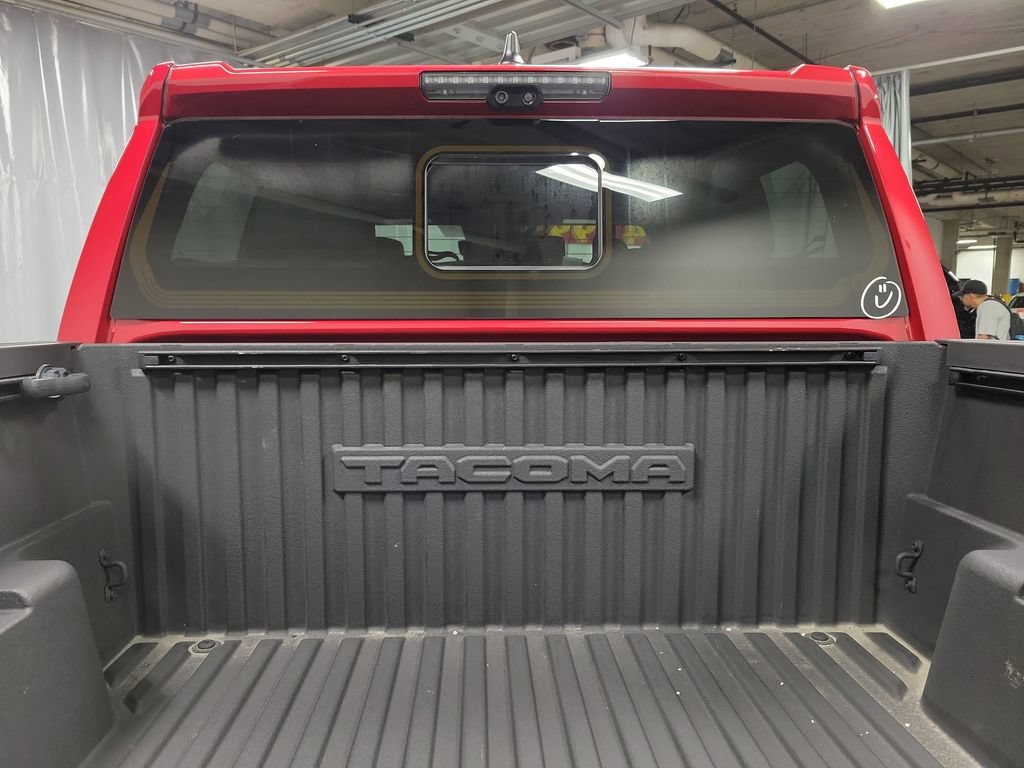 Used 2024 Toyota Tacoma TRD Off-Road w/ TRD Off Road Premium Package AWD/4WD image 10