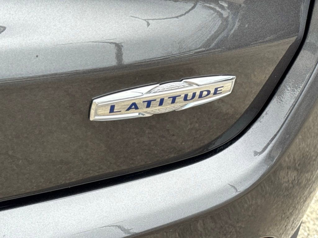 Used 2022 Jeep Compass Latitude w/ Convenience Group image 30