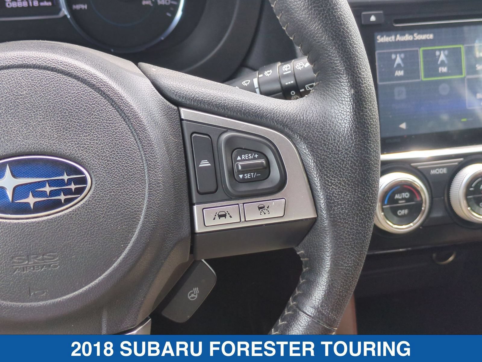 Used 2018 Subaru Forester 2.5i Touring AWD/4WD image 18