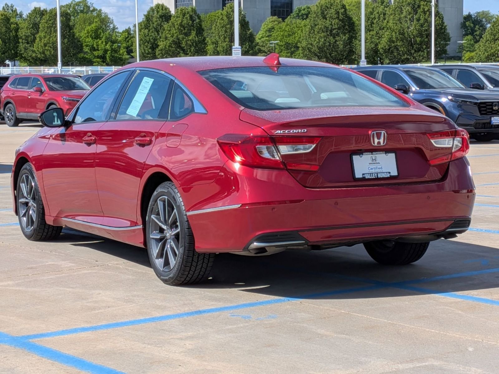 Used 2022 Honda Accord EX-L image 9