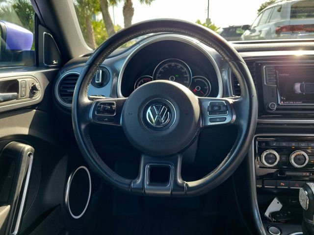 Used 2019 Volkswagen Beetle 2.0T SE FWD image 4
