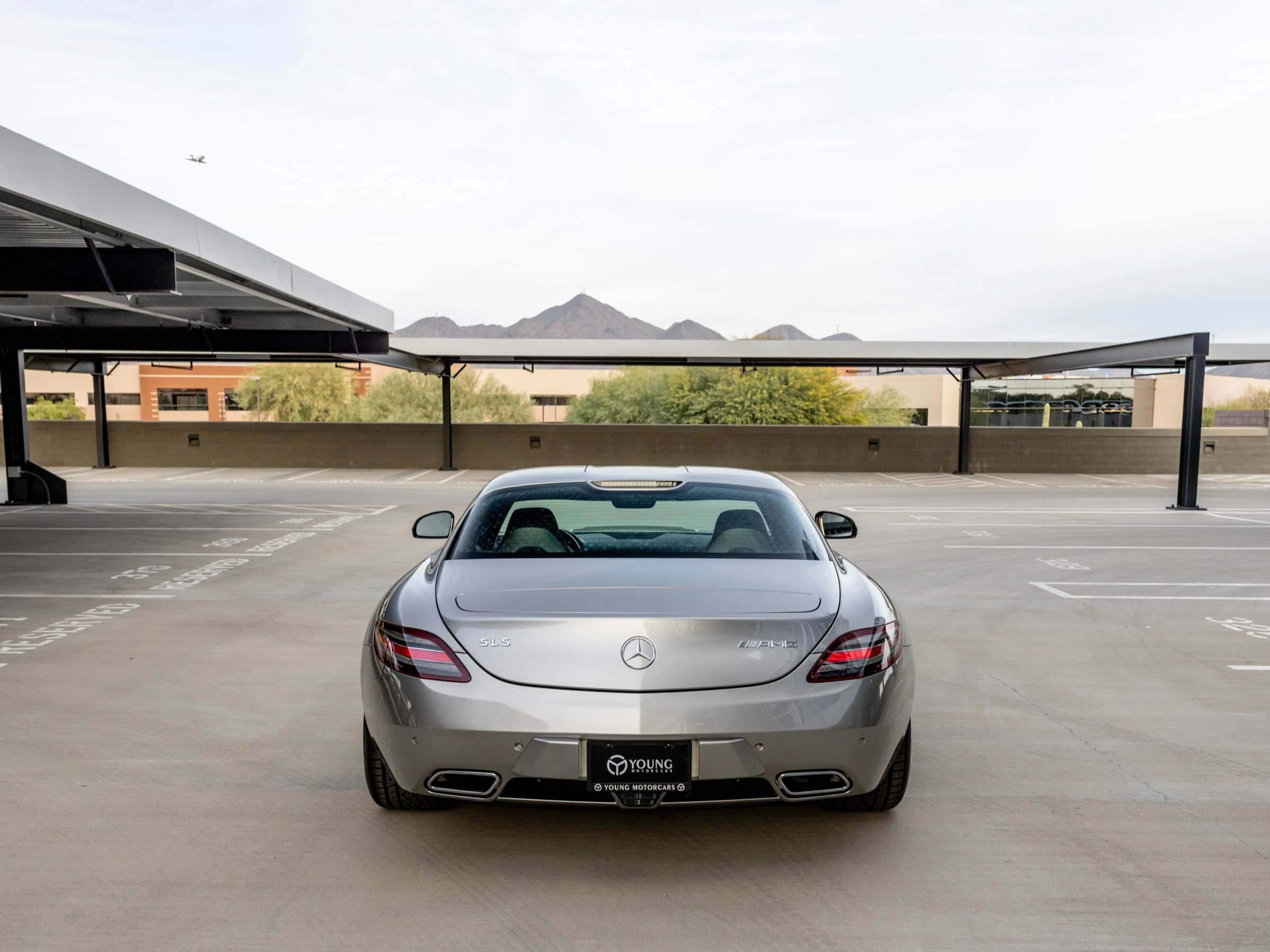 Used 2011 Mercedes-Benz SLS AMG Coupe image 26