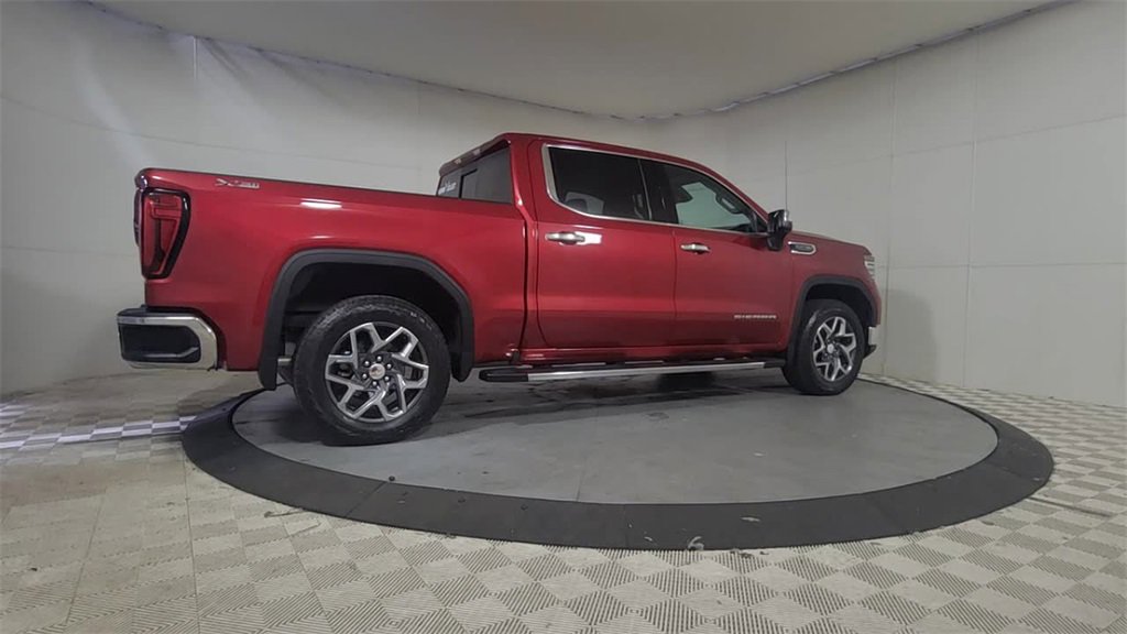 Used 2023 GMC Sierra 1500 SLT w/ SLT Premium Plus Package image 7