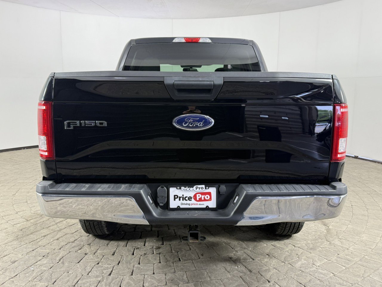 Used 2017 Ford F150 XLT AWD/4WD image 7