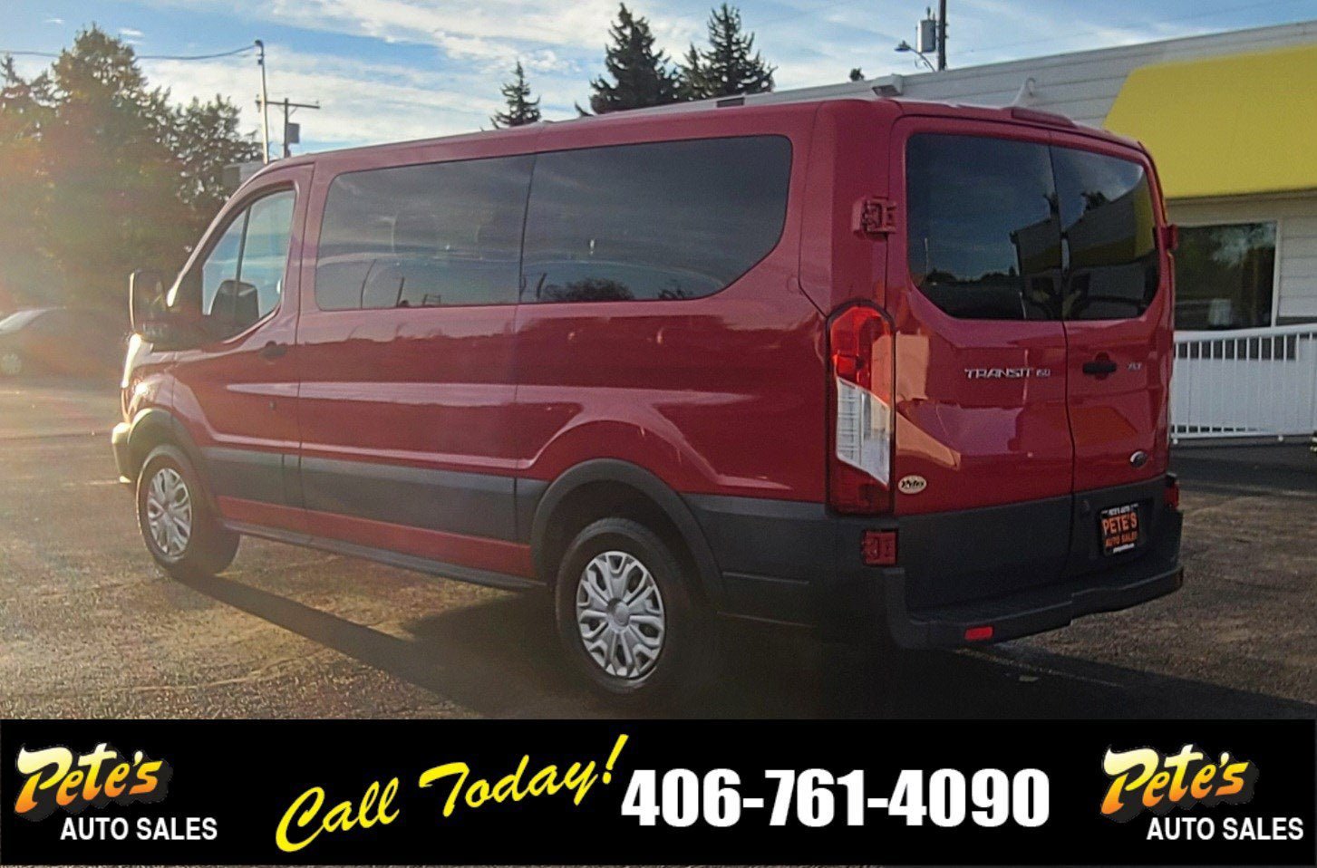 Used 2015 Ford Transit 150 XLT RWD image 2