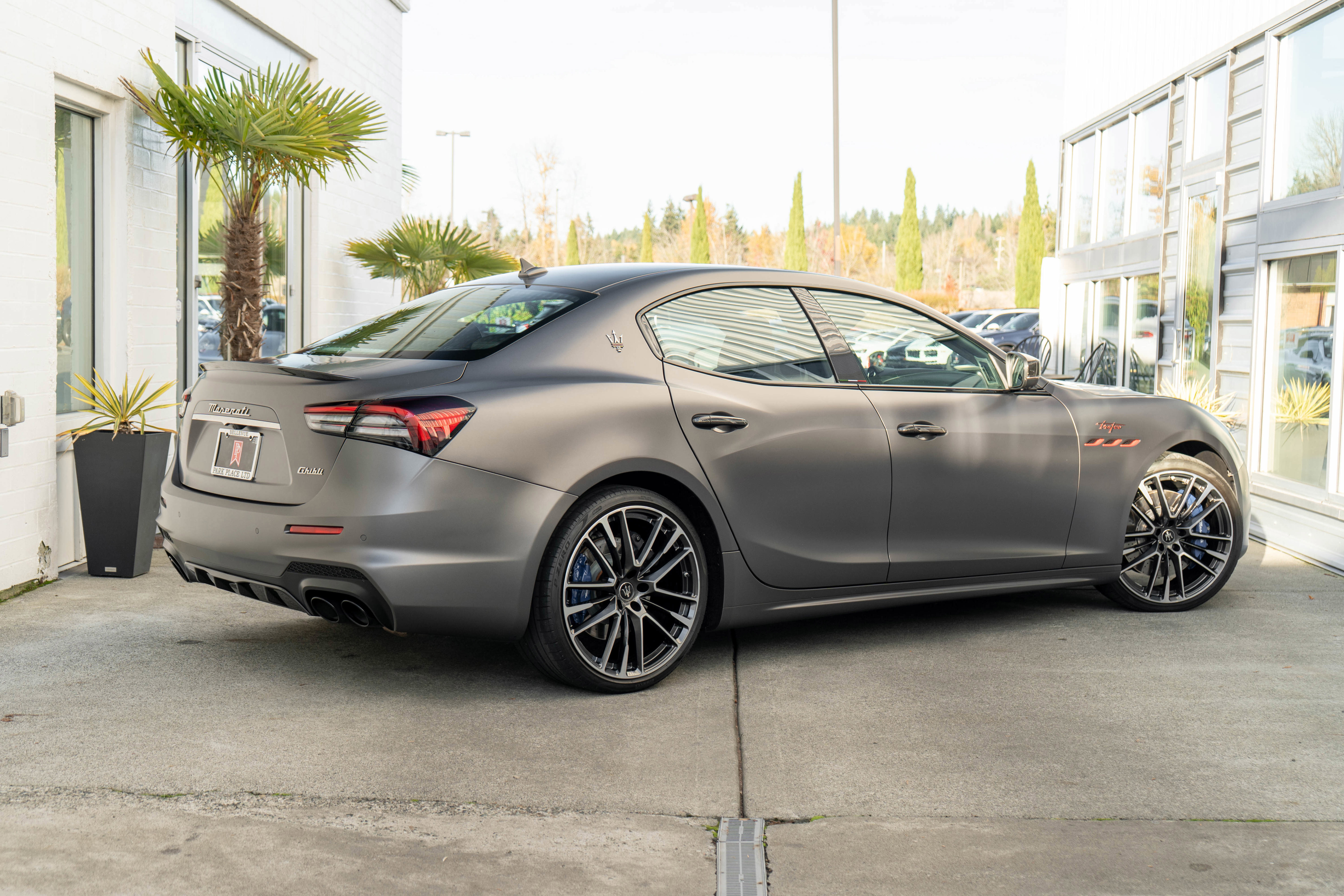 Used 2022 Maserati Ghibli Trofeo image 7