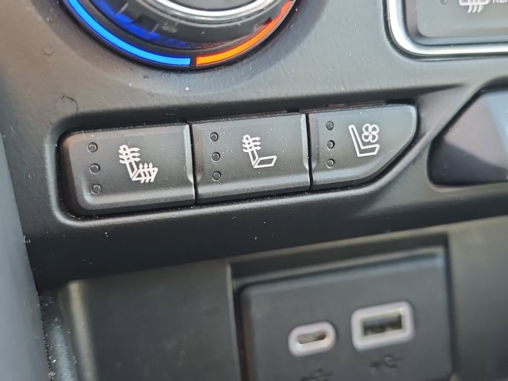 Used 2021 Chevrolet Tahoe Premier w/ Premium Package image 48