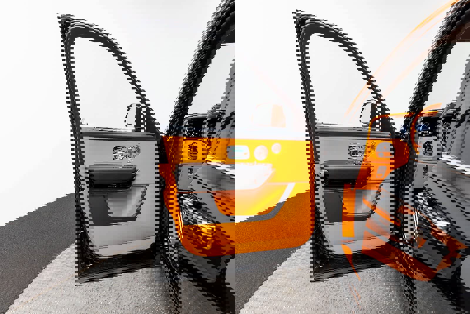 New 2026 Rolls-Royce Cullinan image 8