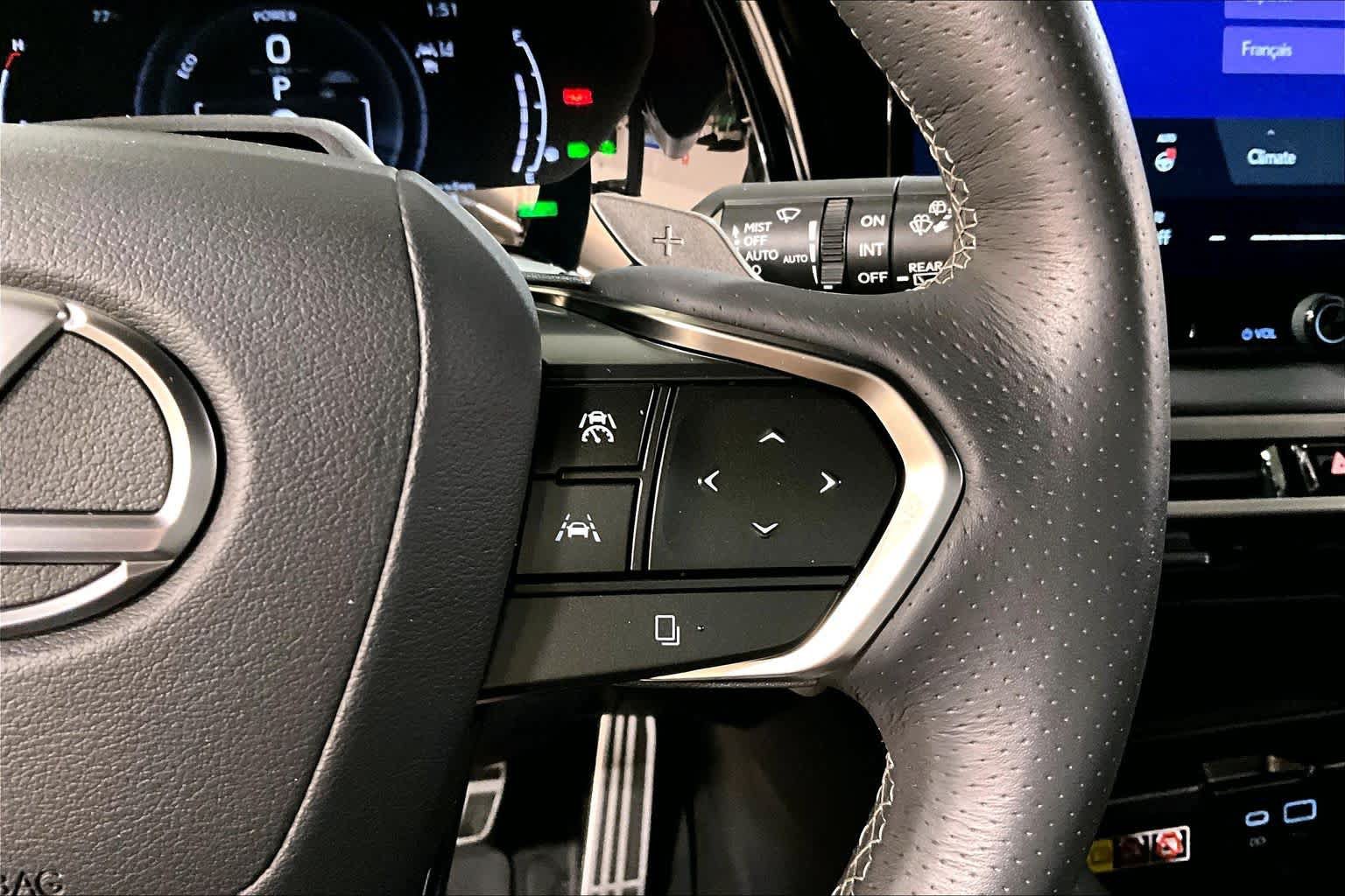 Used 2023 Lexus RX 500h F Sport w/ Cold Area Package AWD/4WD image 23