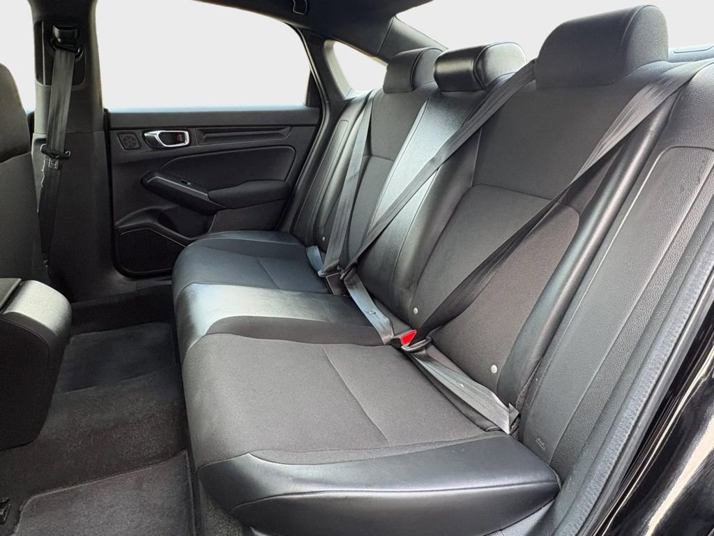 Used 2023 Honda Civic Sport image 16