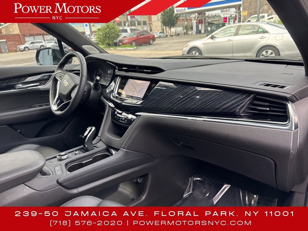 Used 2024 Cadillac XT6 Premium Luxury w/ LPO, Floor Liner Package image 16